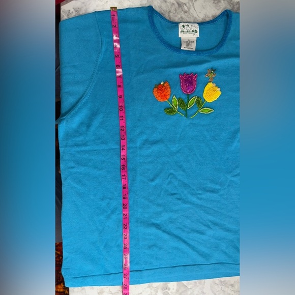 NWT has The Quacker Factory Blue Tulip T-Shirt with Floral Embroidery sz 2X - Picture 4 of 7